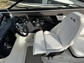 Thumbnail von Sea Ray SLX 260