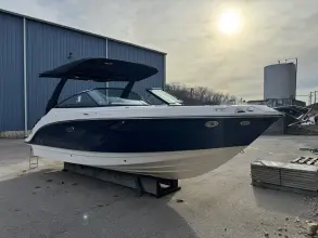Thumbnail von Sea Ray SLX 260