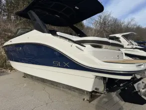 Thumbnail von Sea Ray SLX 260