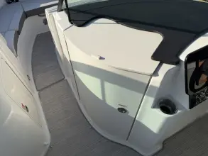 Thumbnail von Sea Ray SDX 250 fuera de borda