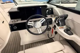 Thumbnail von Sea Ray SDX 290 s motorem