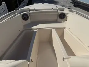 Thumbnail von Grady White Freedom 215