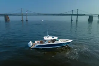 Thumbnail von Tiara Yachts 43LS