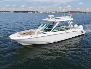 Thumbnail von Boston Whaler 320 Vantage