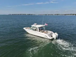 Thumbnail von Boston Whaler 320 Vantage