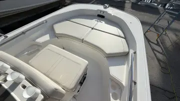 Thumbnail von Boston Whaler 170 Montauk