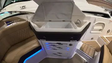 Thumbnail von Sea Ray SLX 310 fuera de borda