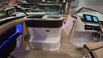 Thumbnail von Sea Ray SLX 310 fuera de borda