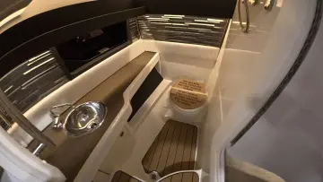 Thumbnail von Sea Ray SLX 310 fuera de borda