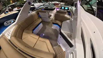 Thumbnail von Sea Ray SLX 310 fuera de borda