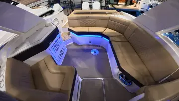 Thumbnail von Sea Ray SLX 310 fuera de borda