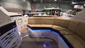 Thumbnail von Sea Ray SLX 310 fuera de borda