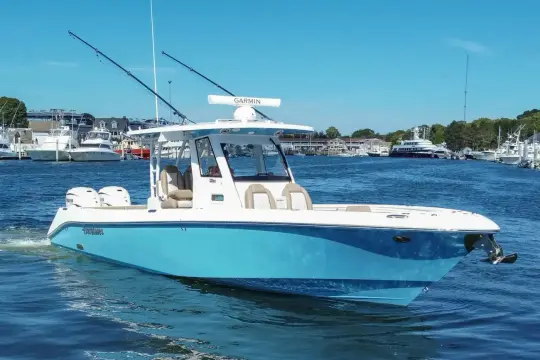 Everglades 335 CC Gigi