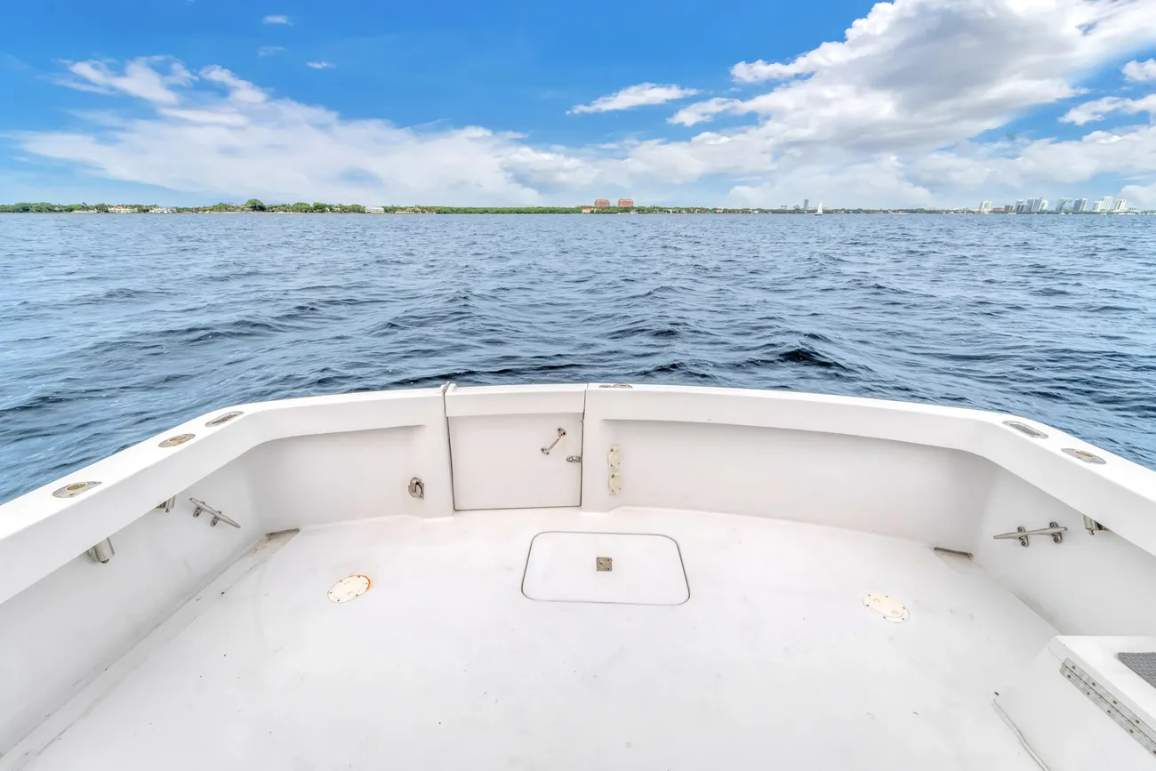 Thumbnail von Hatteras 42 Convertible