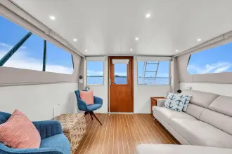 Thumbnail von Hatteras 42 Convertible