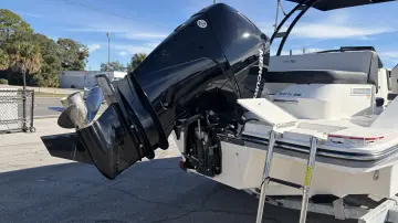 Thumbnail von Sea Ray SPX 210 Dıştan Takma Motor