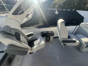 Thumbnail von Harris Grand Mariner 270