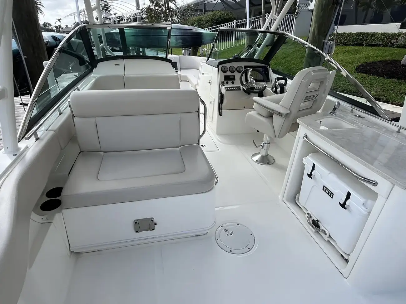 Thumbnail von Boston Whaler 270 Vantage