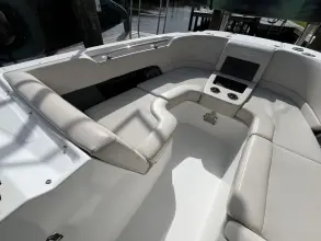 Thumbnail von Boston Whaler 270 Vantage