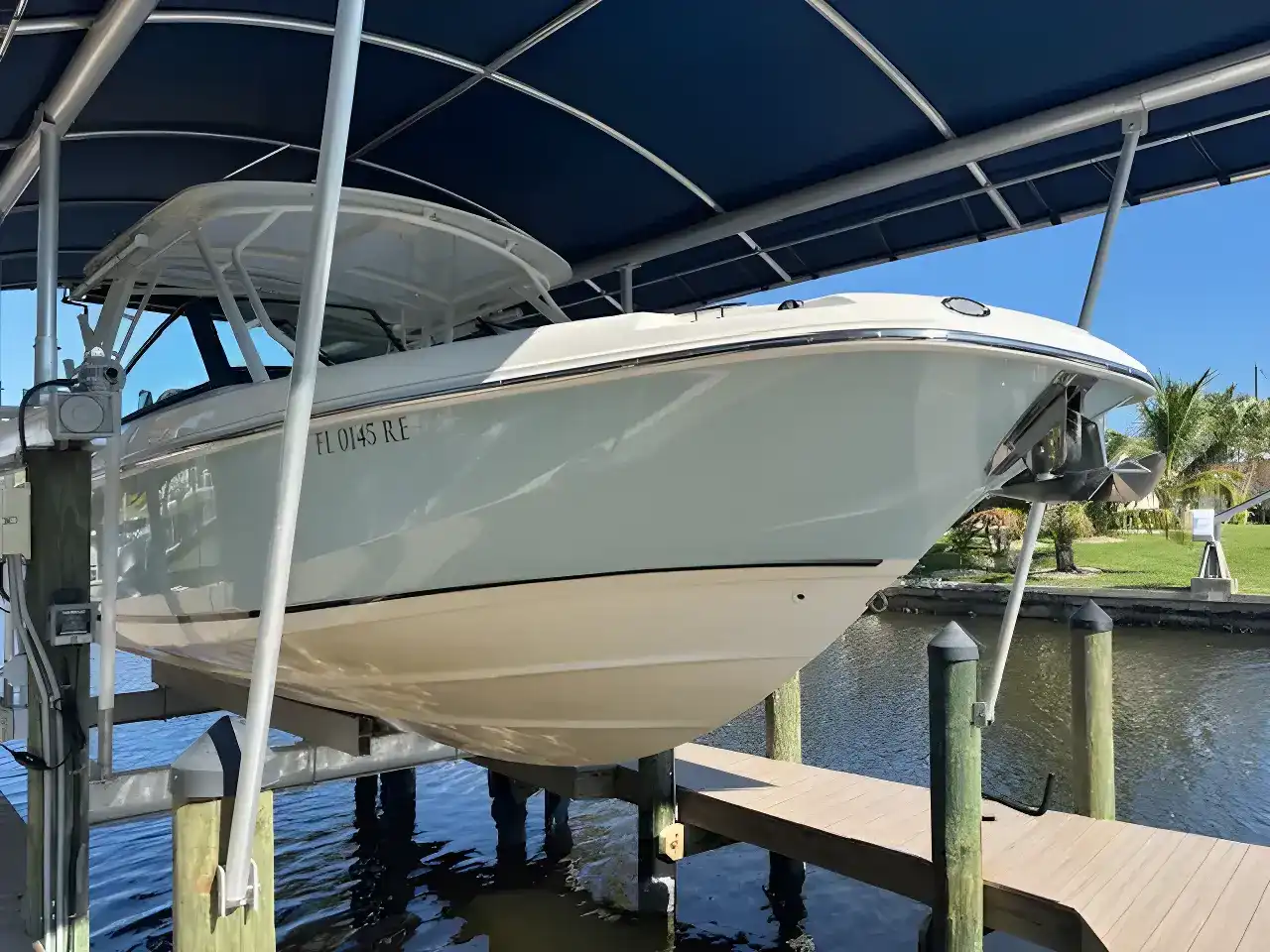 Thumbnail von Boston Whaler 270 Vantage