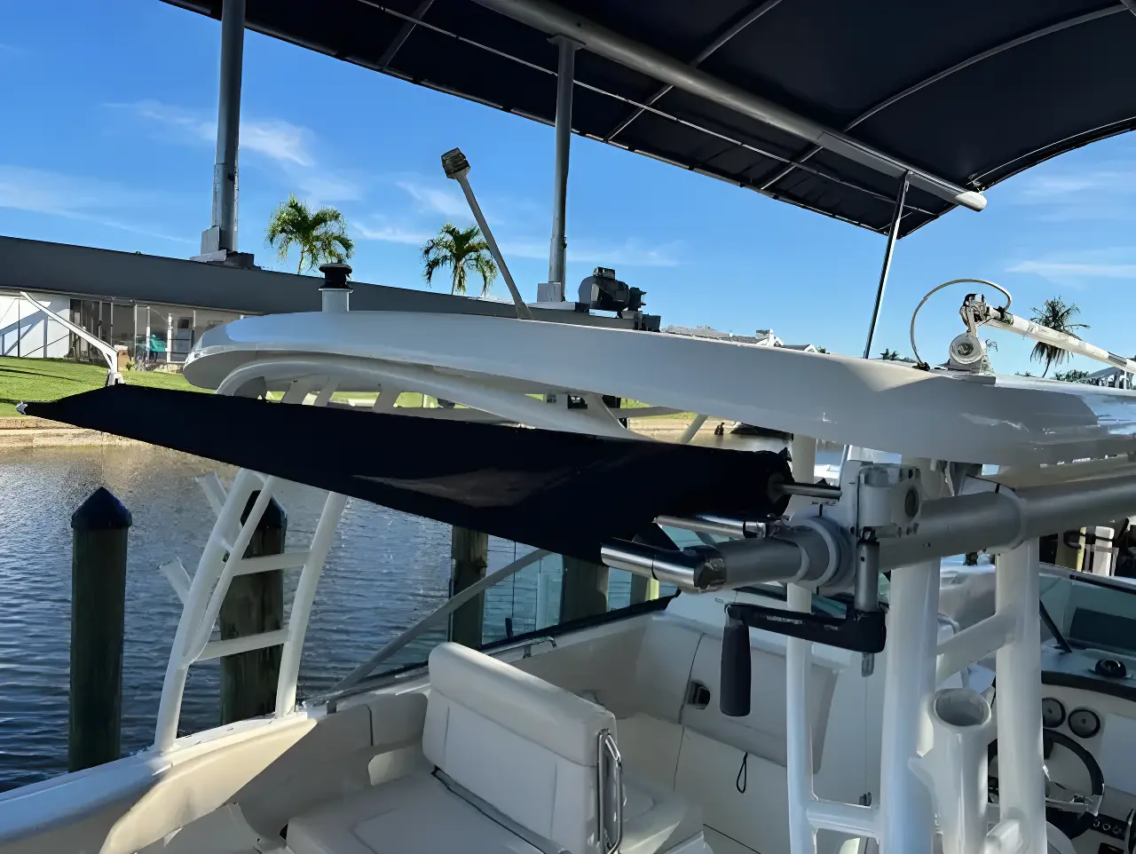 Thumbnail von Boston Whaler 270 Vantage