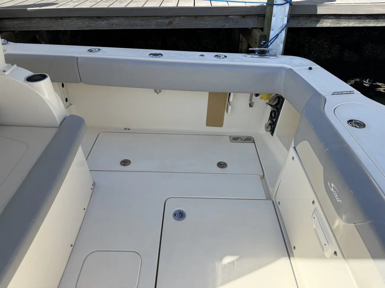 Thumbnail von Scout 355 LXF