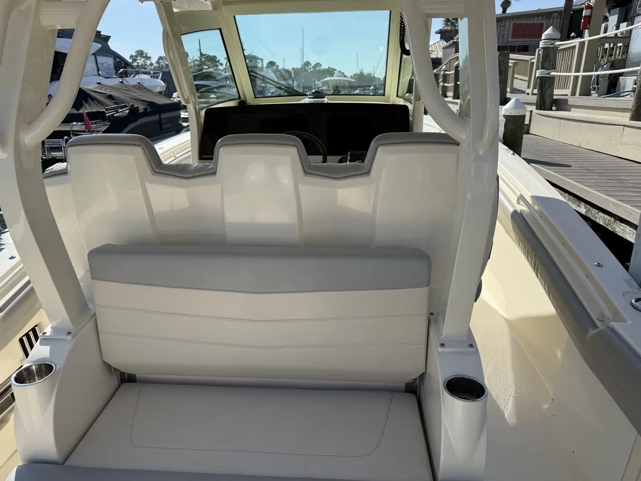 Thumbnail von Scout 355 LXF