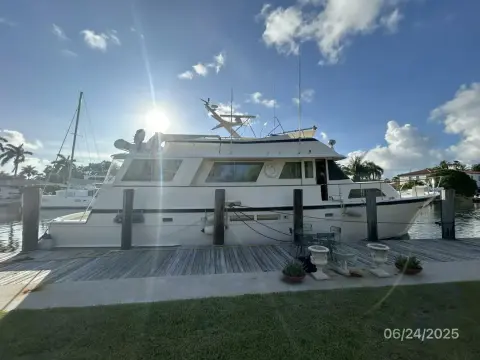 Hatteras 	63 Cockpit Motor Yacht  Great Escape