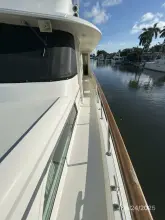 Thumbnail von Hatteras 	63 Cockpit Motor Yacht  Great Escape
