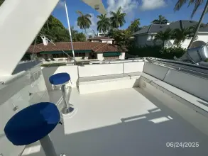 Thumbnail von Hatteras 	63 Cockpit Motor Yacht  Great Escape