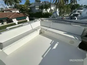 Thumbnail von Hatteras 	63 Cockpit Motor Yacht  Great Escape