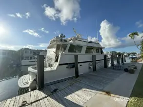 Thumbnail von Hatteras 	63 Cockpit Motor Yacht  Great Escape
