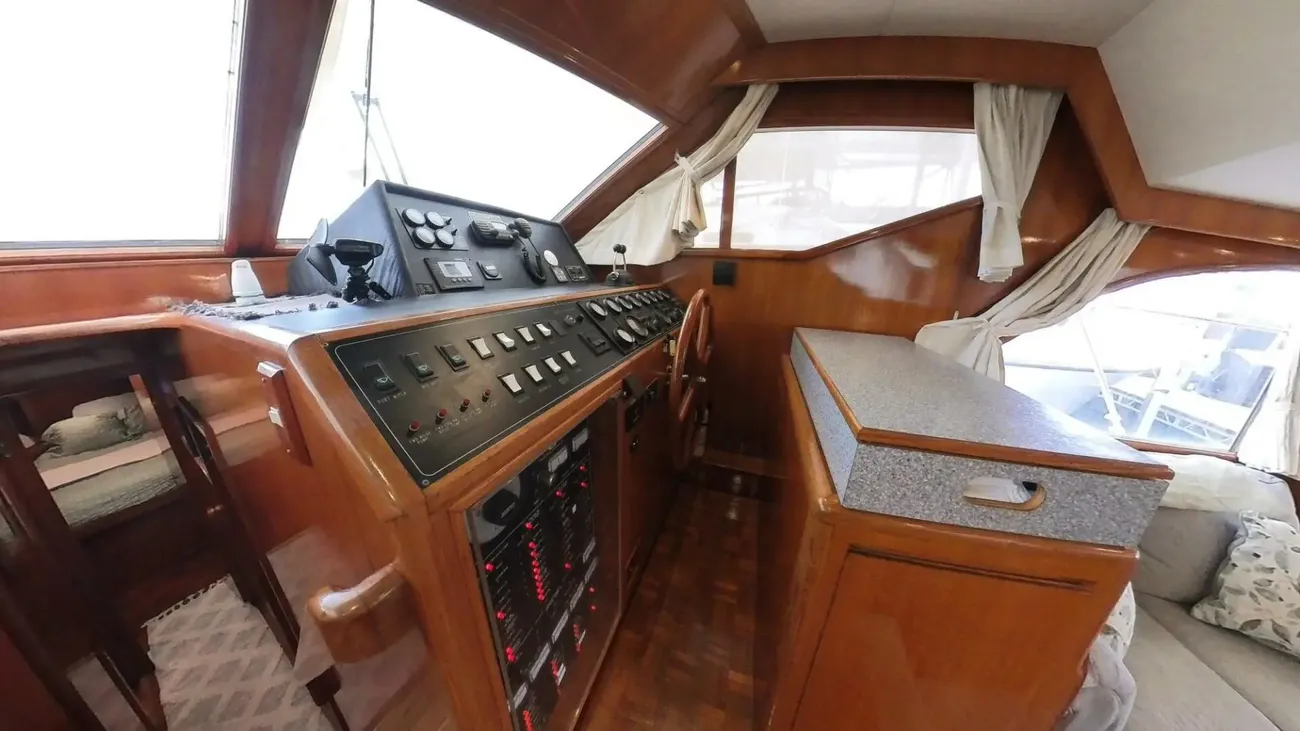 Thumbnail von Sedán deportivo Ocean Alexander 500 Sozo