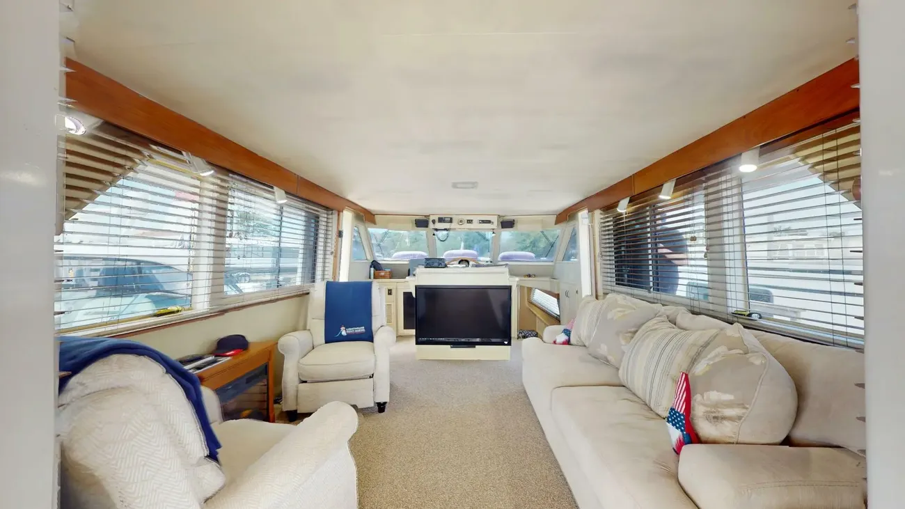 Thumbnail von Hatteras 72 Cockpit Motor Yacht Tiamo