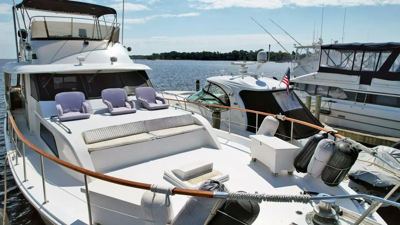 Thumbnail von Hatteras 72 Cockpit Motor Yacht Tiamo
