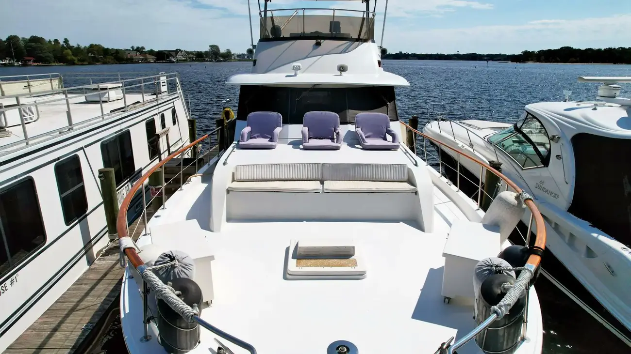Thumbnail von Hatteras 72 Cockpit Motor Yacht Tiamo