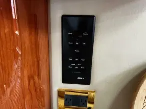 Thumbnail von Sea Ray 410 Sundancer What's Next