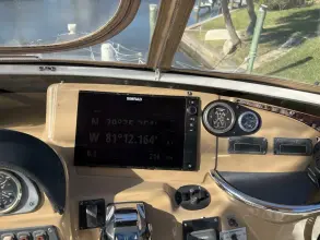 Thumbnail von Carver 396 Motor Yacht Quality Time