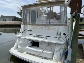 Thumbnail von Carver 396 Motor Yacht Quality Time