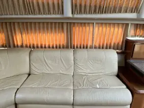 Thumbnail von Carver 396 Motor Yacht Quality Time