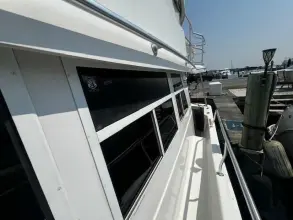 Thumbnail von Mainship 390 Donary