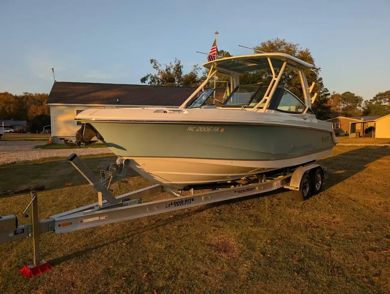 Thumbnail von Boston Whaler 240 Vantage Demo Pay