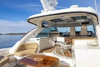 Thumbnail von シー レイ 330 サンダンサー  作業現場