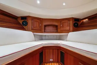 Thumbnail von Hinckley 38 CAPRI