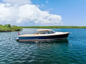 Thumbnail von Hinckley 38 CAPRI