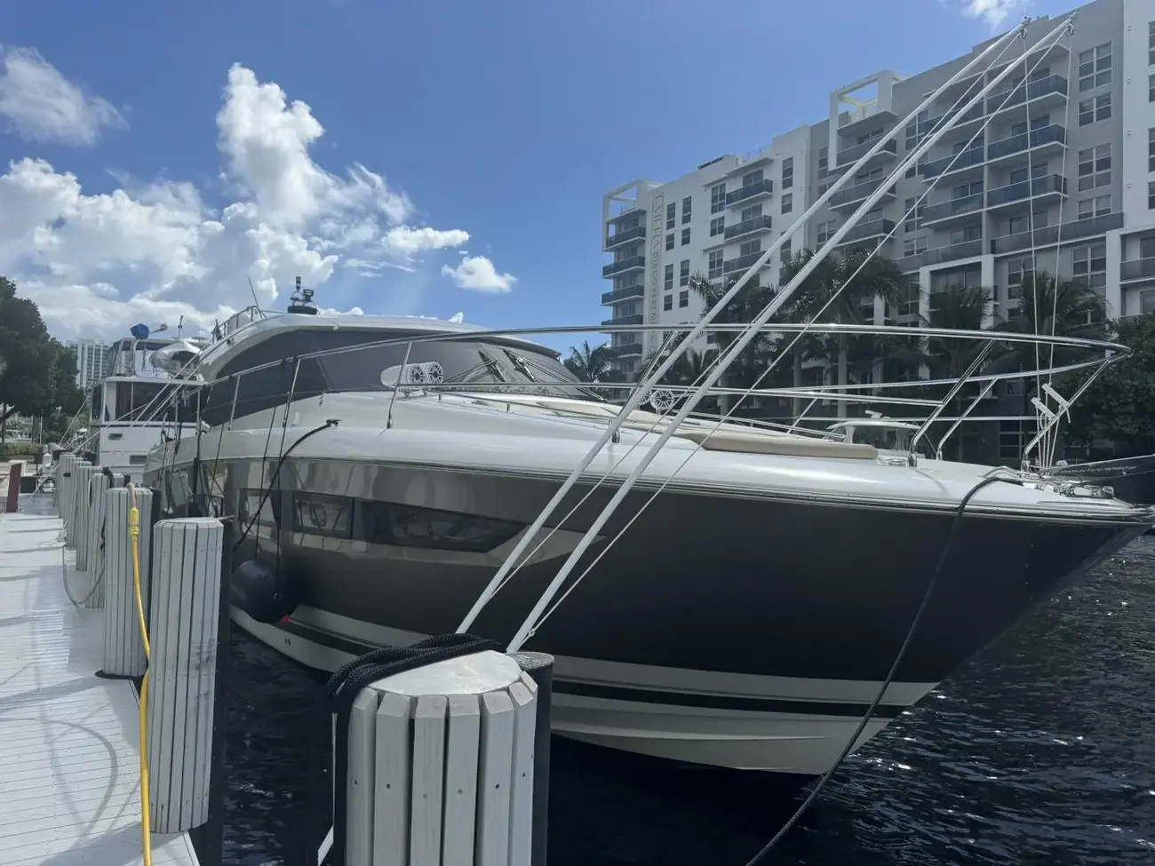 Thumbnail von Prestige 550S