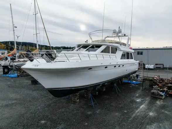 Navigator 61 Pilothouse Kell Bell