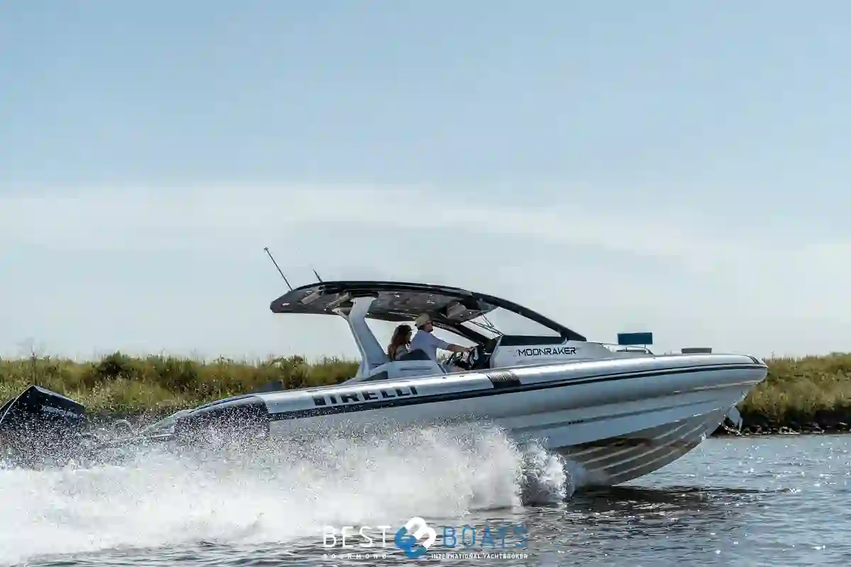 Thumbnail von Pirelli 35 Outboard