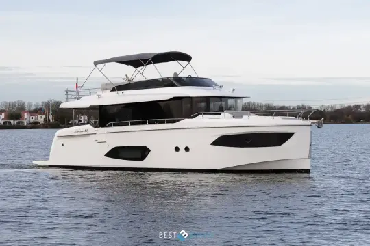Absolute Navetta 52