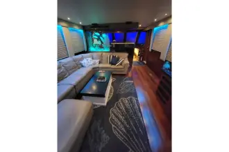 Thumbnail von Hatteras 61 Cockpit Motor Yacht